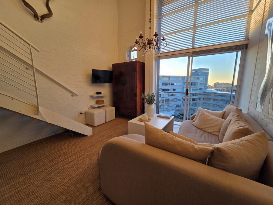 To Let 1 Bedroom Property for Rent in Green Point Western Cape